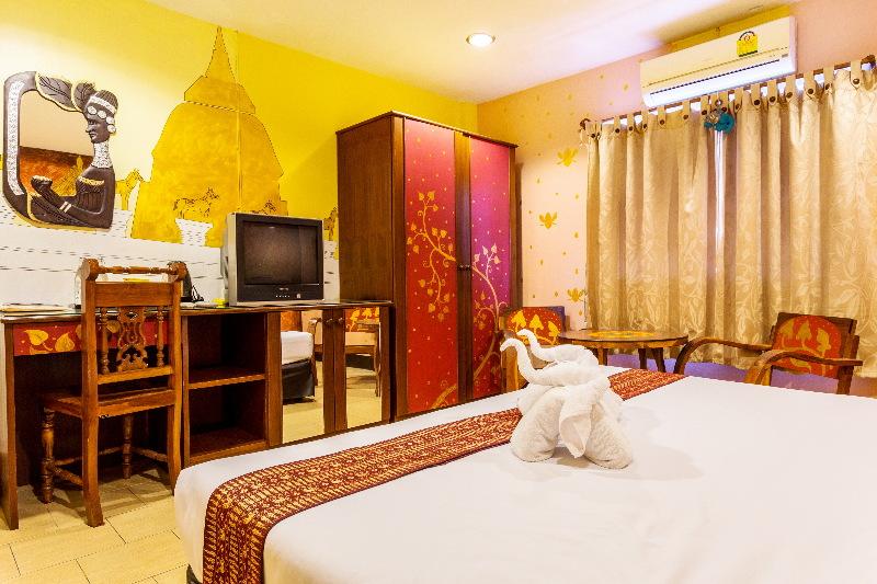Parasol Inn Chiang Mai Old City Hotel Exterior photo