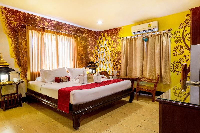 Parasol Inn Chiang Mai Old City Hotel Exterior photo